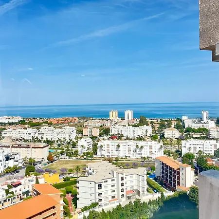 Apartament Increibles Vistas Al Mar, Tren Directo Aeropuerto Y Playa A Pie Colina 800m *